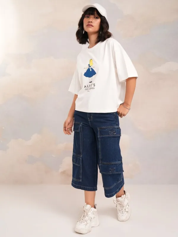 Disney By Tokyo Talkies Women White Alice Printed Round Neck Boxy Fit T-Shirt