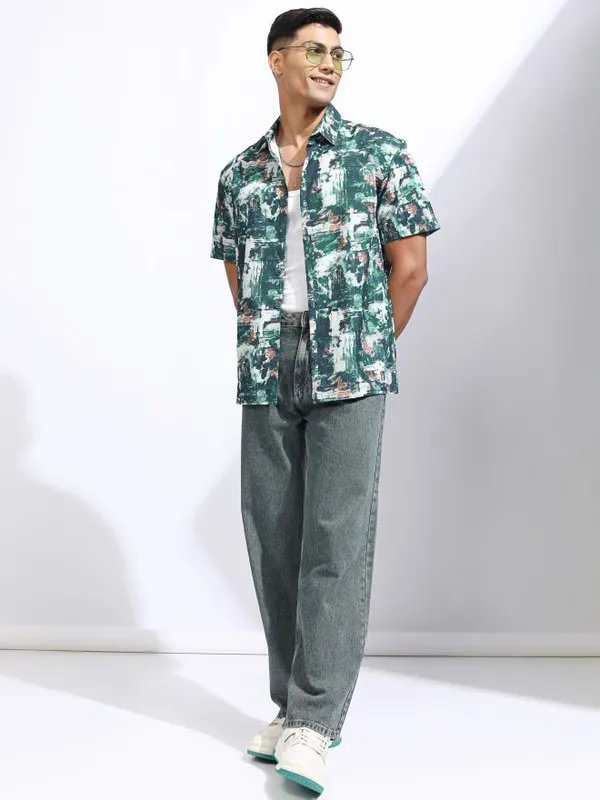 Locomotive Men Teal Printed Relaxed Fit Casual Shirt