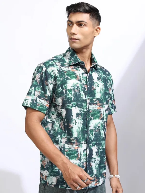 Locomotive Men Teal Printed Relaxed Fit Casual Shirt