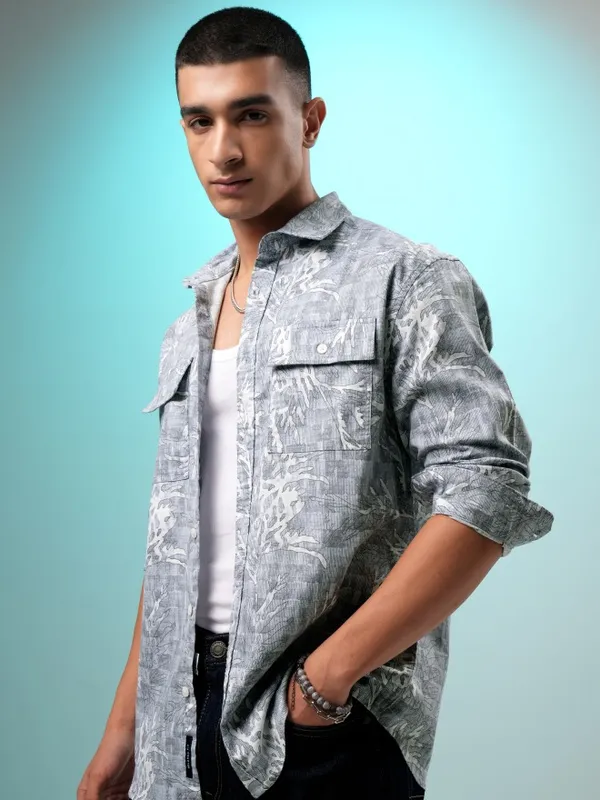 Highlander Men Blue Printed Relaxed Fit Casual Shirt