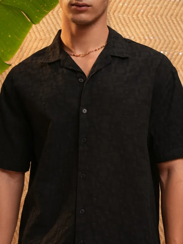 Highlander Men Black Textured Relaxed Fit Casual Shirt