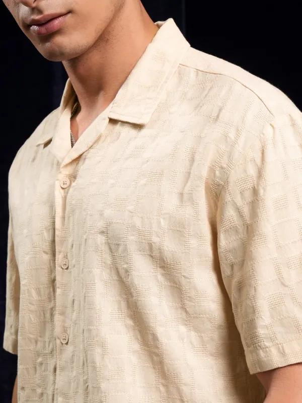 Highlander Men Cream Textured Relaxed Fit Casual Shirt