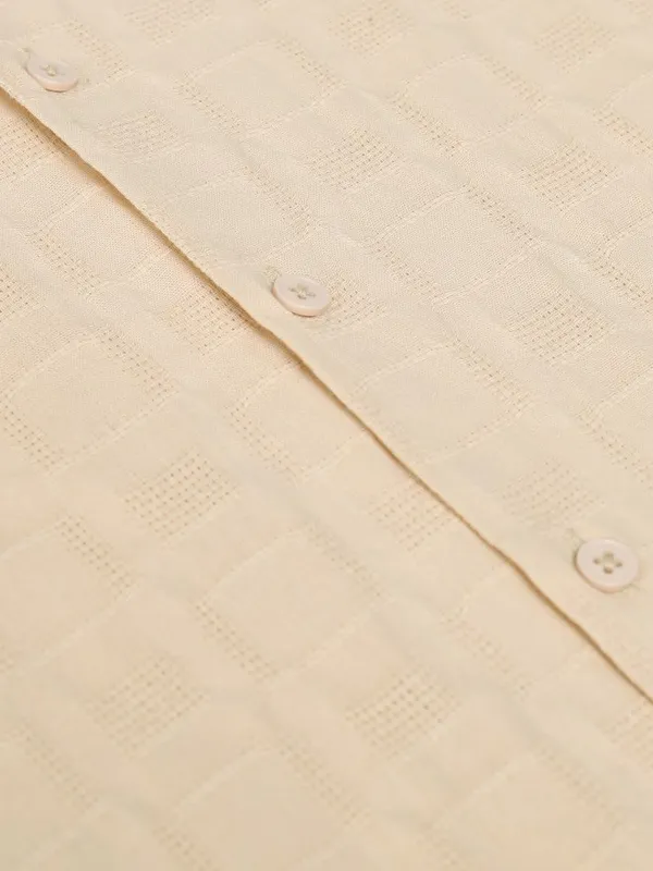 Highlander Men Cream Textured Relaxed Fit Casual Shirt