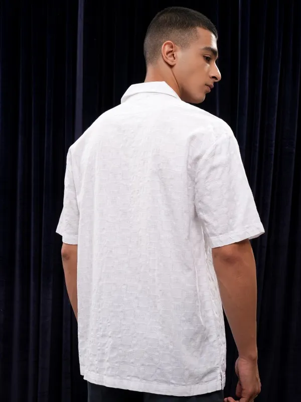 Highlander Men White Self Design Relaxed Fit Casual Shirt