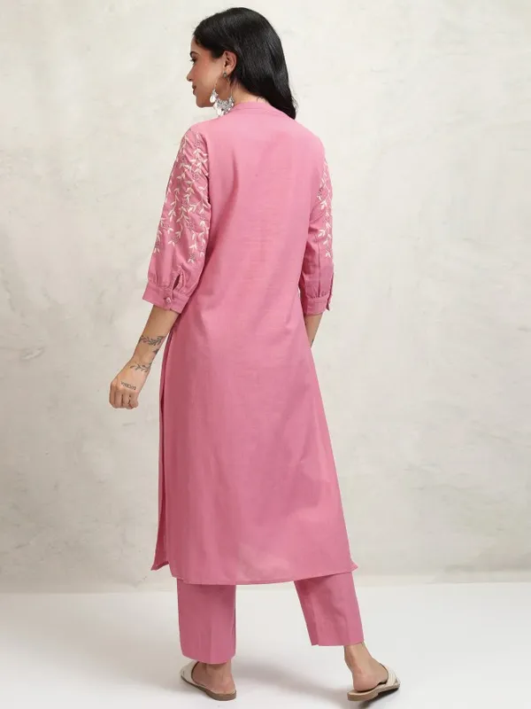 Vishudh Women Pink Embroidered Kurta With Trousers