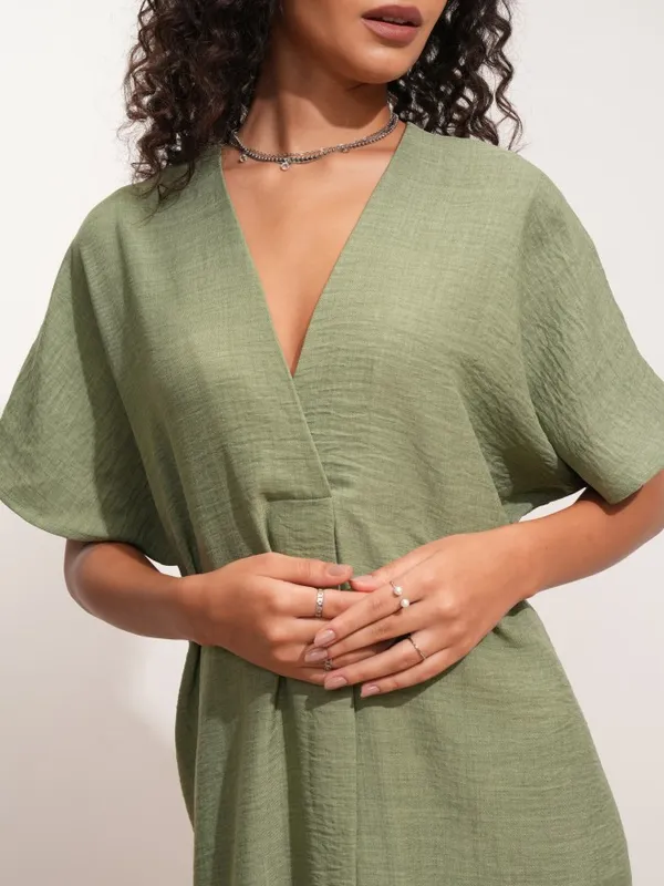 Tokyo Talkies Women Green Solid Kaftan Dress