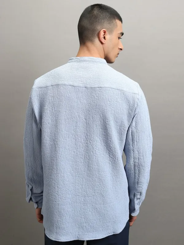Highlander Men Blue Textured Regular Fit Casual Shirt