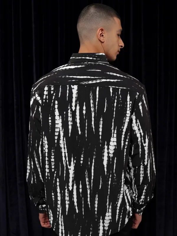 Highlander Men Black Printed Relaxed Fit Casual Shirt