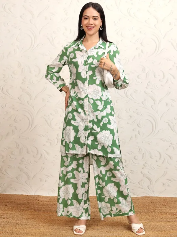 Vishudh Women Green Shirt With Trouser