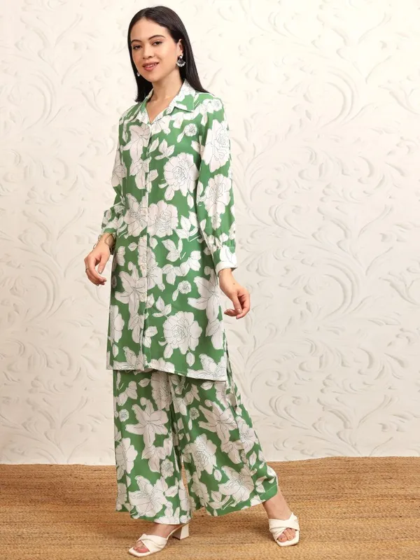 Vishudh Women Green Shirt With Trouser