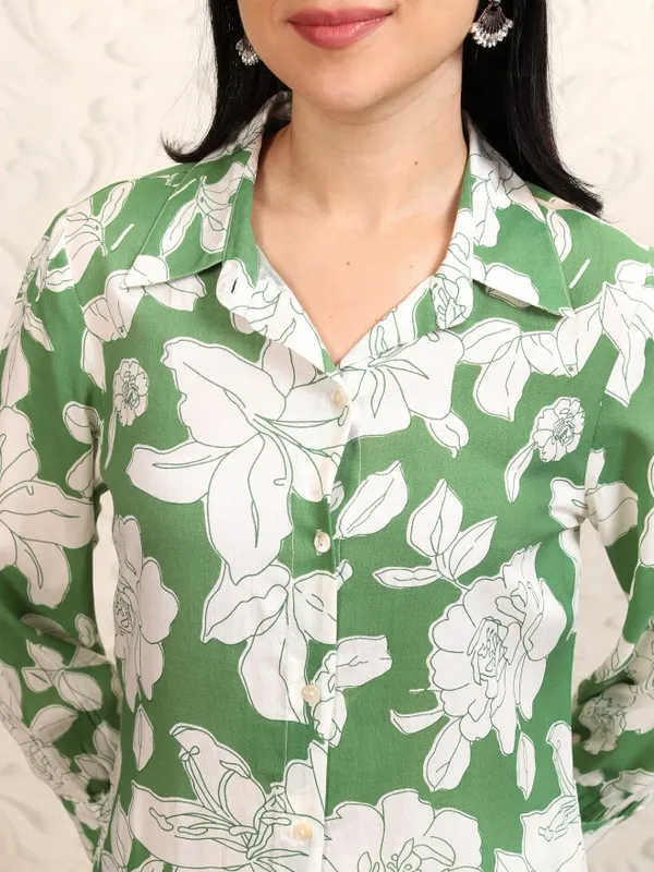 Vishudh Women Green Shirt With Trouser