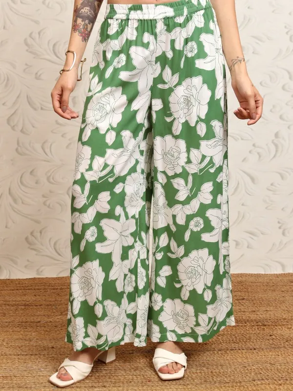 Vishudh Women Green Shirt With Trouser