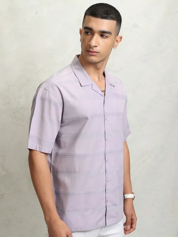 Highlander Men Lavender Striped Relaxed Fit Casual Shirt