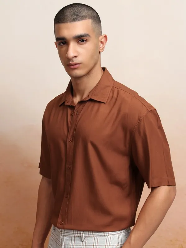 Highlander Men Terracotta Textured Relaxed Fit Casual Shirt