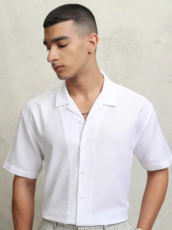 Highlander Men White Self Design Relaxed Fit Casual Shirt