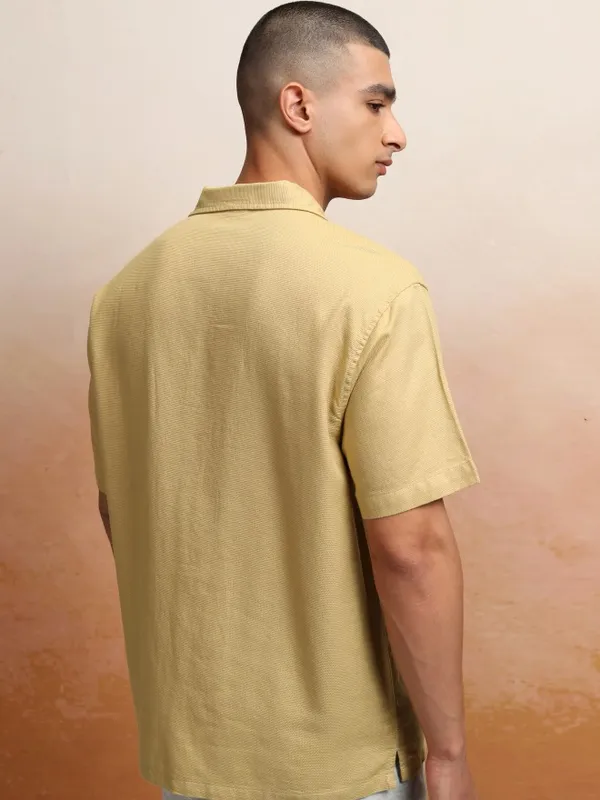 Highlander Men Mustard Solid Relaxed Fit Casual Shirt