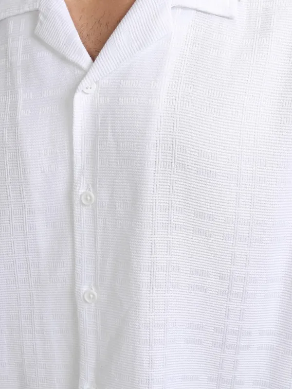 Highlander Men White Self Design Oversized Fit Casual Shirt