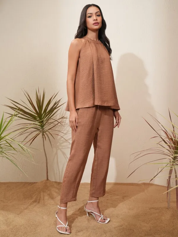 Vishudh Women Pink Top With Trousers Co-Ords
