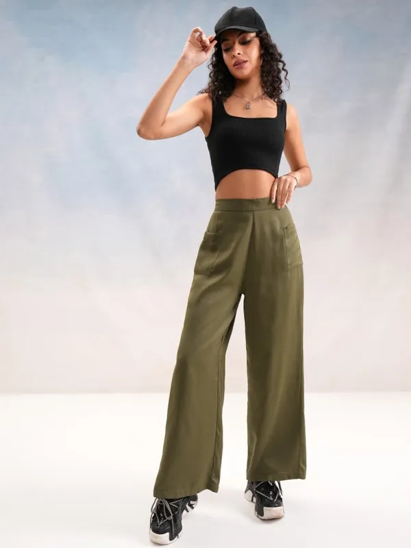 Tokyo Talkies Women Olive Solid Wide Leg Casual Trouser
