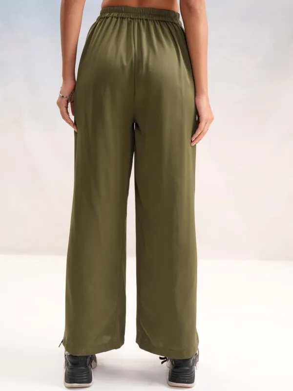 Tokyo Talkies Women Olive Solid Wide Leg Casual Trouser