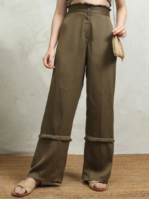 Tokyo Talkies Women Olive Solid Straight Fit Casual Trouser