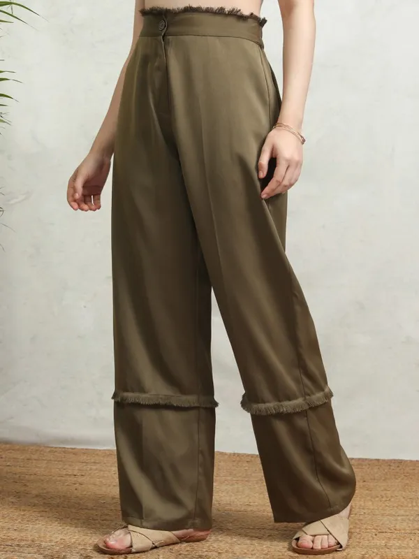 Tokyo Talkies Women Olive Solid Straight Fit Casual Trouser