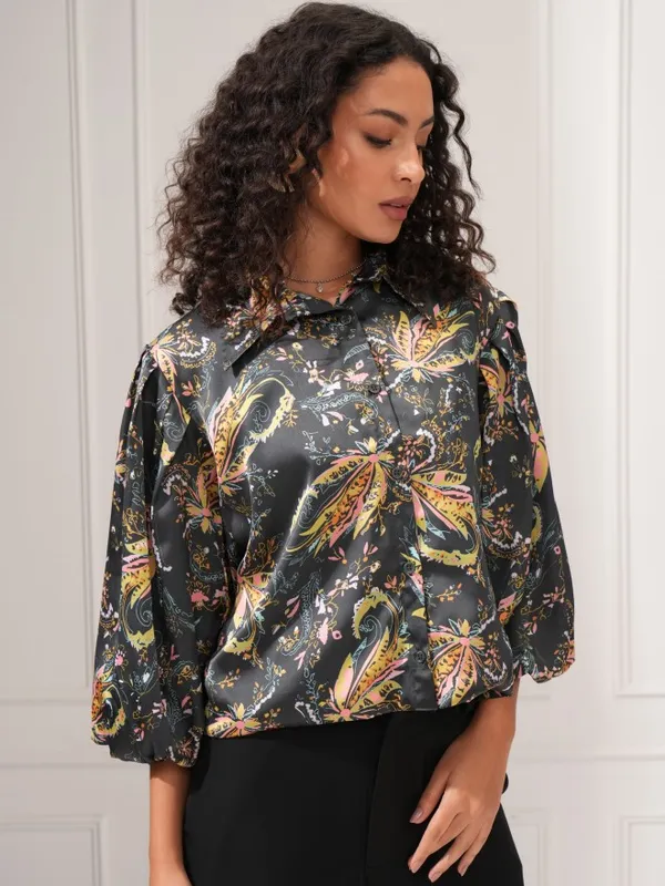 Tokyo Talkies Women Green Printed Shirt Style Top