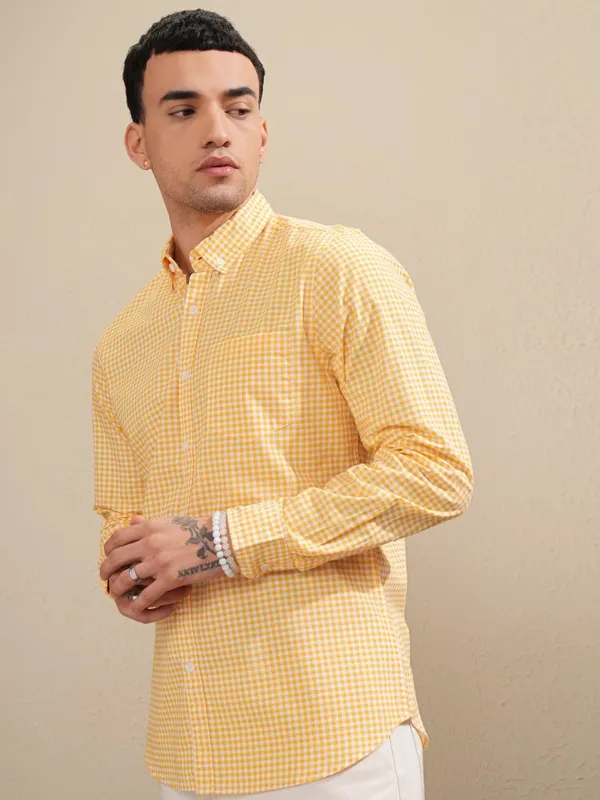 Highlander Men Yellow Checked Regular Fit Casual Shirt
