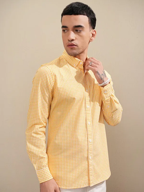 Highlander Men Yellow Checked Regular Fit Casual Shirt