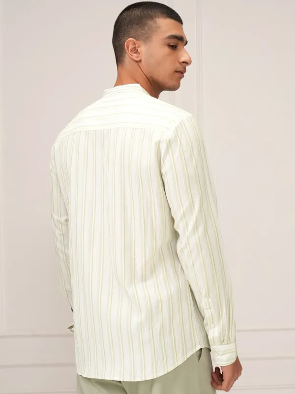 Highlander Men Cream Striped Regular Fit Casual Shirt