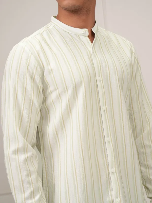 Highlander Men Cream Striped Regular Fit Casual Shirt