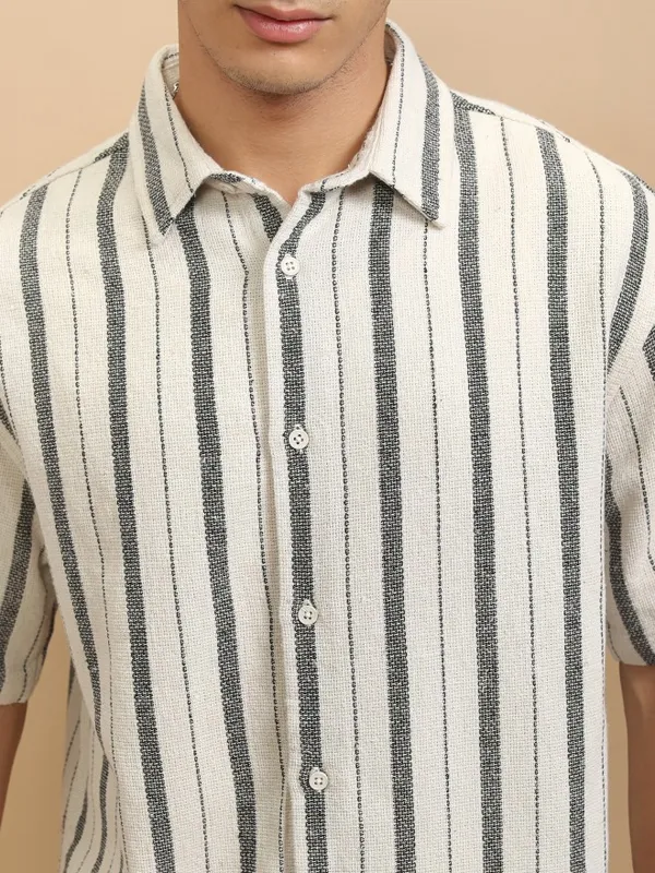 Highlander Men Beige Striped Oversized Fit Casual Shirt