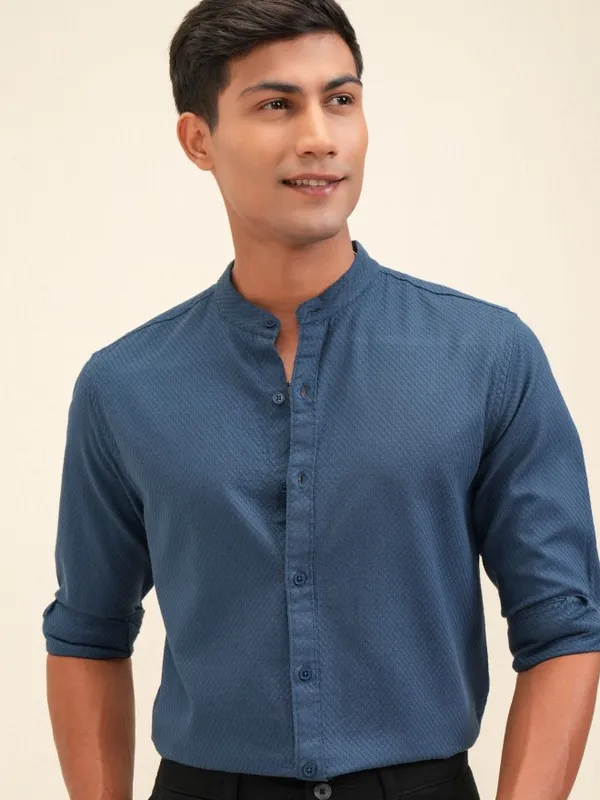 Men Regular Fit Casual Shirt