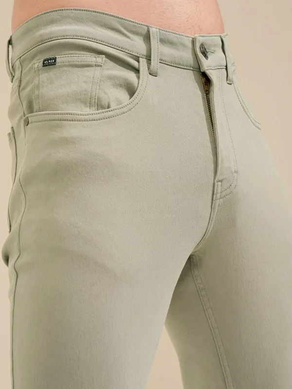 Highlander Men Olive Tapered Fit Stretchable Jeans