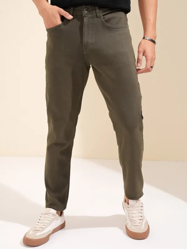 Men Tapered Fit Jeans