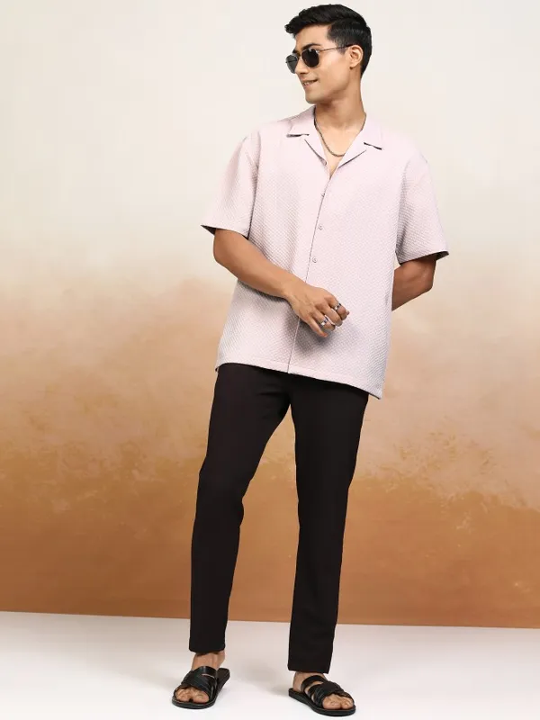 Highlander Men Pink Textured Relaxed Fit Casual Shirt