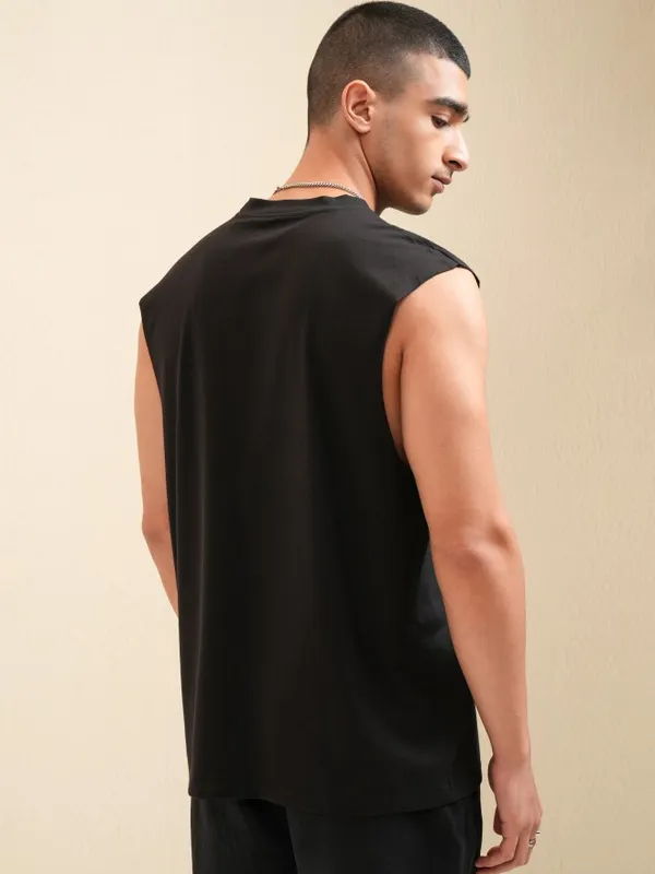 Men Printed Relaxed Fit T-Shirt