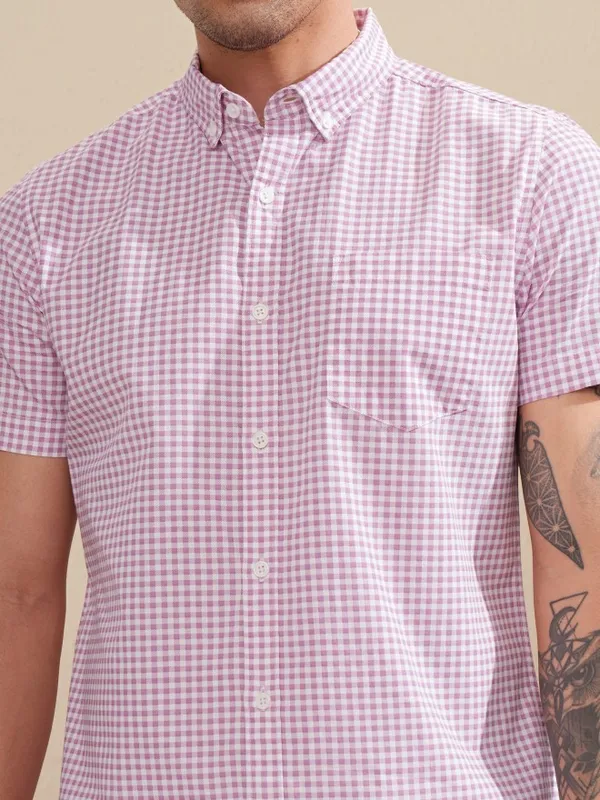 Highlander Men Pink Checked Regular Fit Casual Shirt