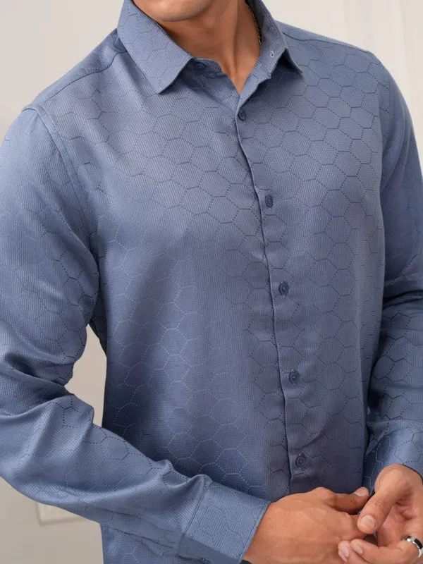 Highlander Men Blue Textured Slim Fit Casual Shirt