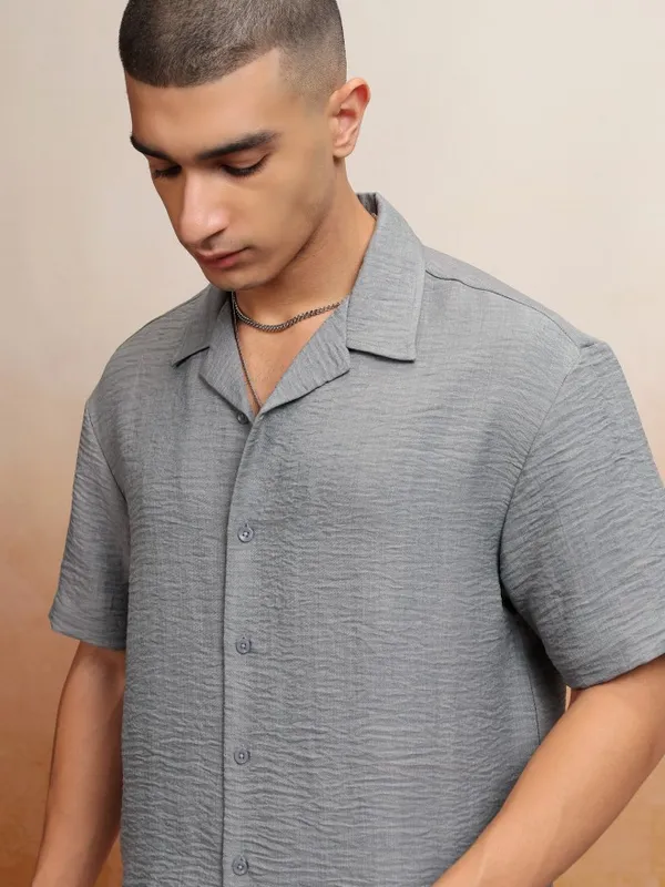 Highlander Men Grey Textured Relaxed Fit Casual Shirt