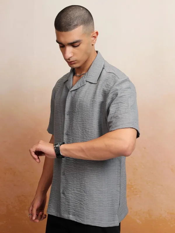Highlander Men Grey Textured Relaxed Fit Casual Shirt