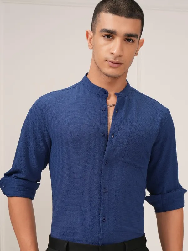 Ketch Men Blue Solid Slim Fit Casual Shirt