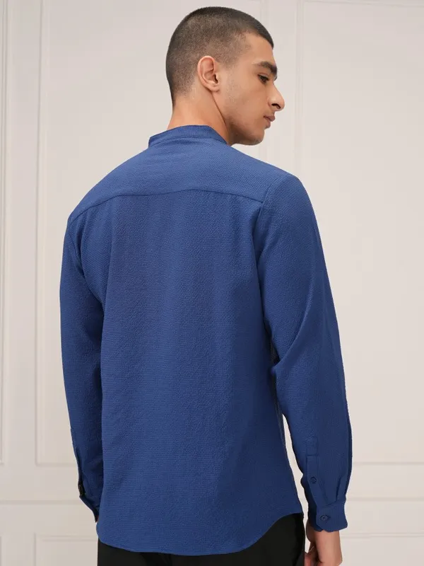 Ketch Men Blue Solid Slim Fit Casual Shirt