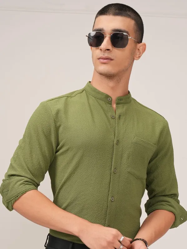 Ketch Men Olive Solid Slim Fit Casual Shirt