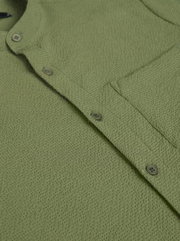 Ketch Men Olive Solid Slim Fit Casual Shirt