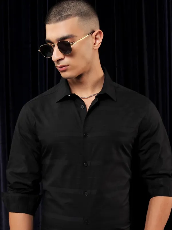 Highlander Men Black Striped Slim Fit Casual Shirt