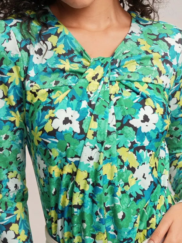 Tokyo Talkies Women Blue Printed Regular Top