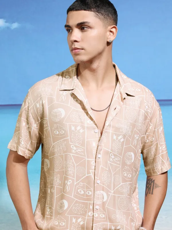 Highlander Men Beige Printed Relaxed Fit Casual Shirt