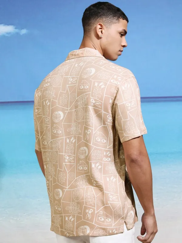Highlander Men Beige Printed Relaxed Fit Casual Shirt