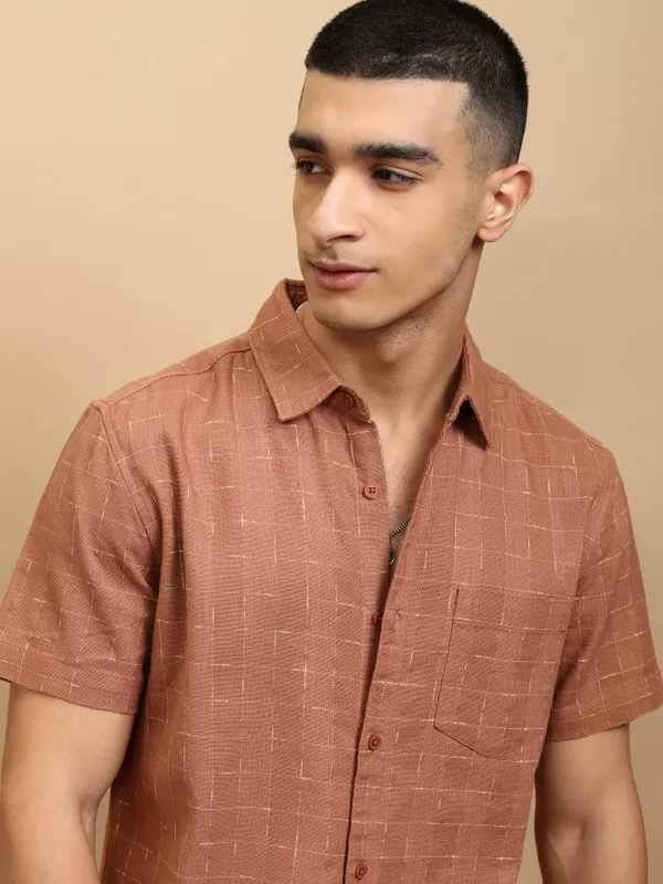 Highlander Men Rust Checked Regular Fit Casual Shirt